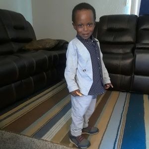 Meet your Posher, Abigael